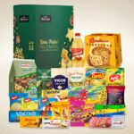 Cesta de Natal sem bebida alcoólica com panettone Bauducco e itens natalinos para empresas