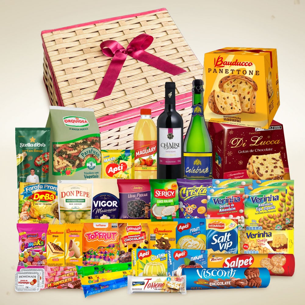 Cesta de Natal Mega em caixa de vime com panettone Bauducco e itens natalinos para empresas