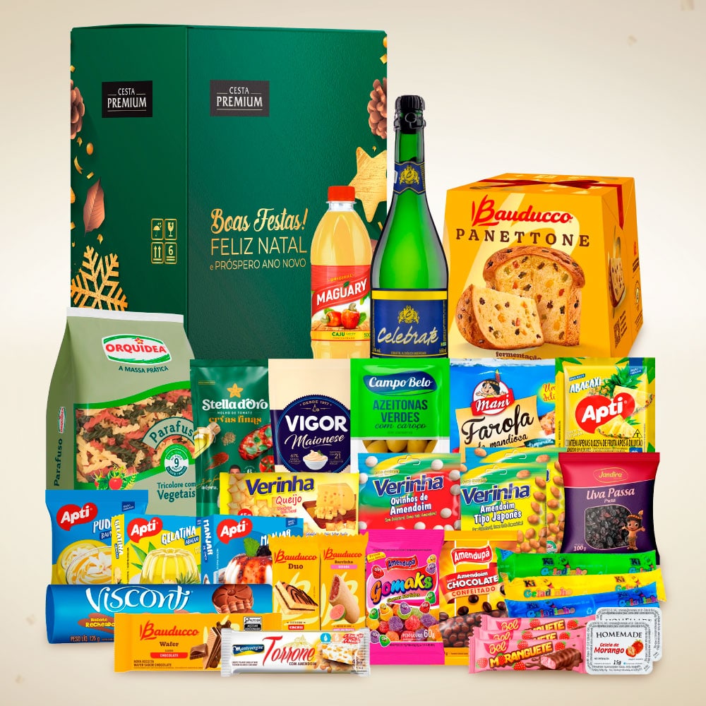 Cesta de Natal Constelação com panettone Bauducco e itens natalinos para empresas