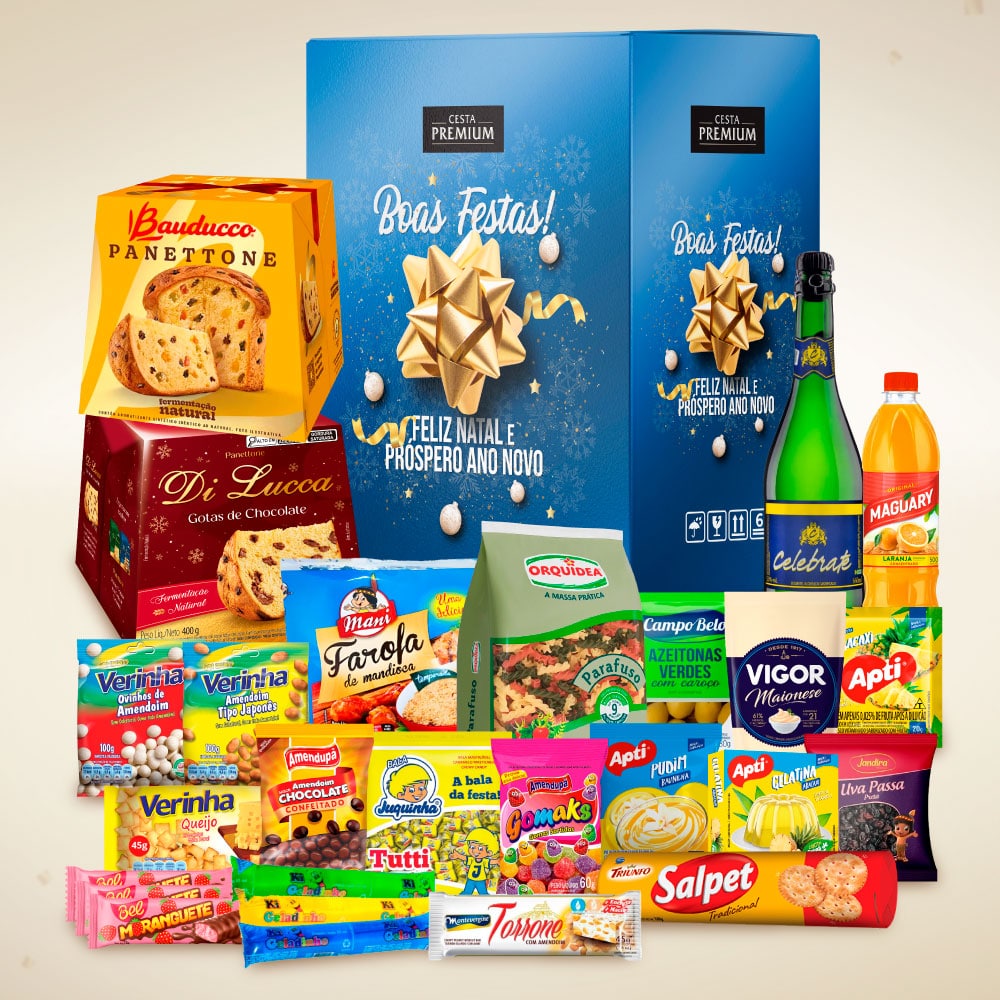 Cesta de Natal Noite Feliz com panettone Bauducco, chocottone e itens natalinos para empresas
